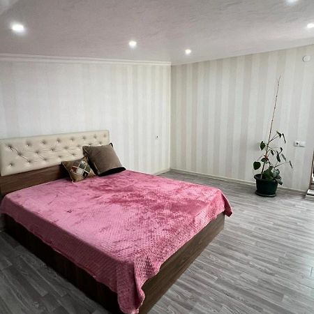 Big Flat In Batumiアパートメント エクステリア 写真